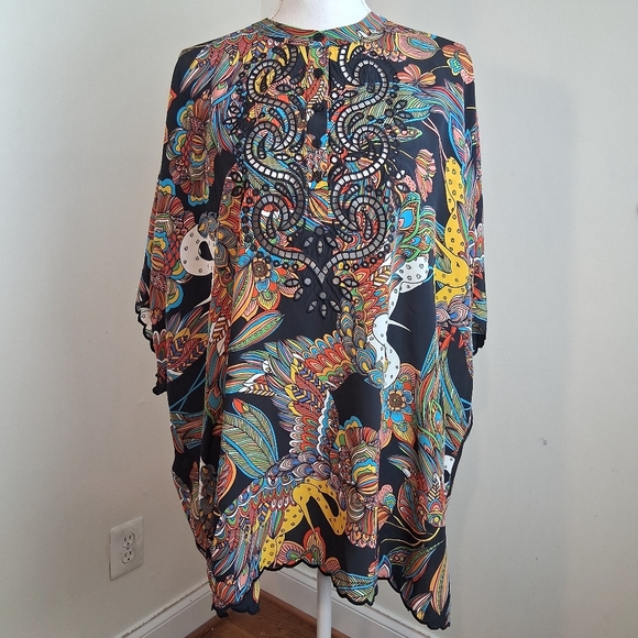 Johnny Was Peacock Floral Eyelid Crochet Short-Sleeve Carmelia Blouse Size XL - Picture 6 of 8